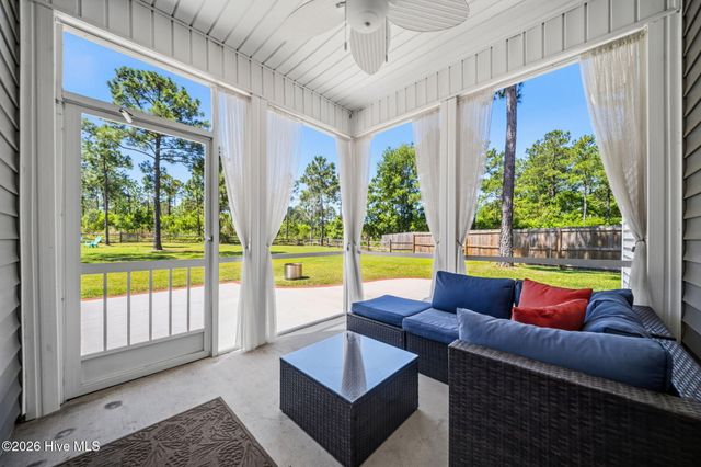 527 Everett Glades, Sneads Ferry, NC 28460