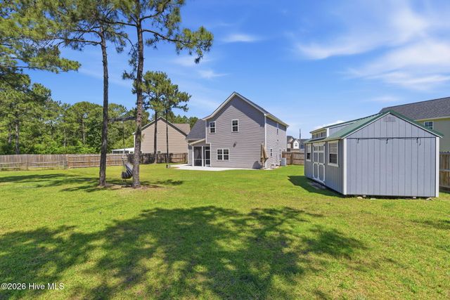 527 Everett Glades, Sneads Ferry, NC 28460