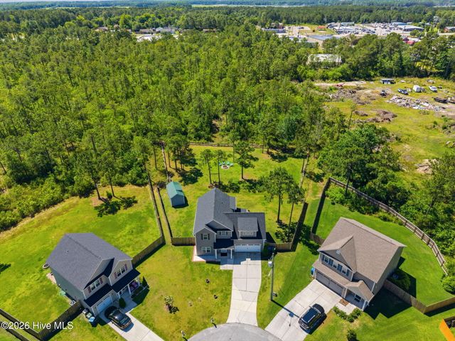 527 Everett Glades, Sneads Ferry, NC 28460