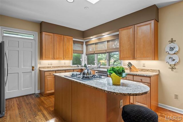 149 N Hanley Road, University City, MO 63105
