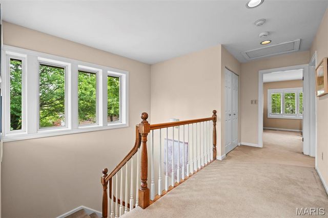 149 N Hanley Road, University City, MO 63105
