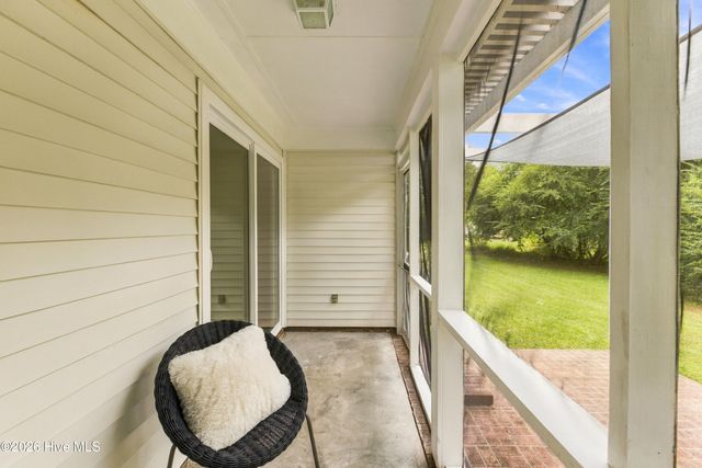 2704 Manor Court, Wilmington, NC 28405