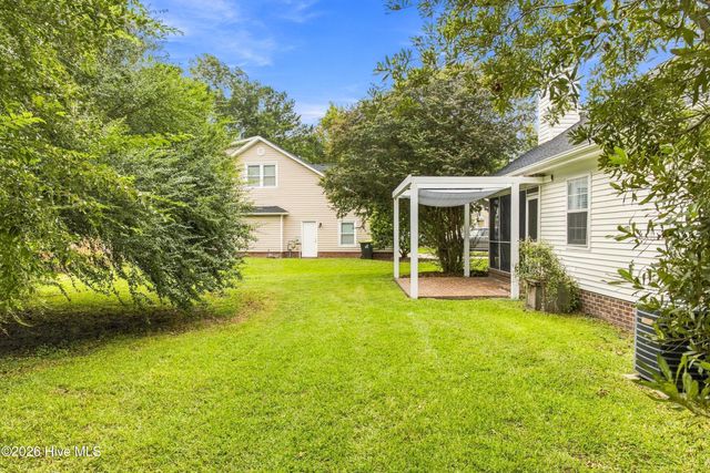 2704 Manor Court, Wilmington, NC 28405