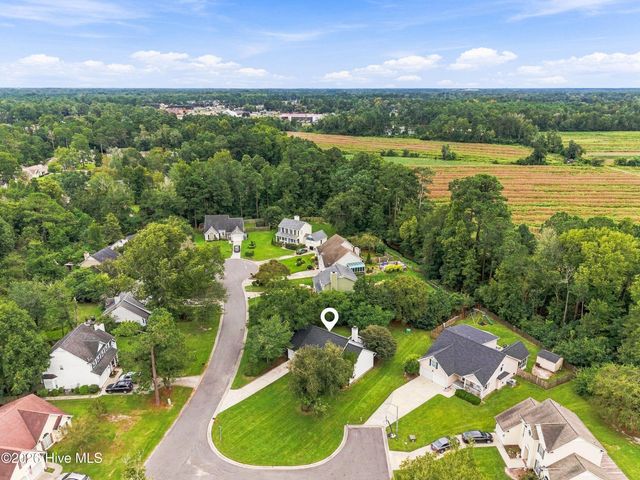 2704 Manor Court, Wilmington, NC 28405