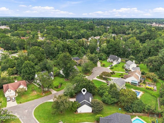 2704 Manor Court, Wilmington, NC 28405