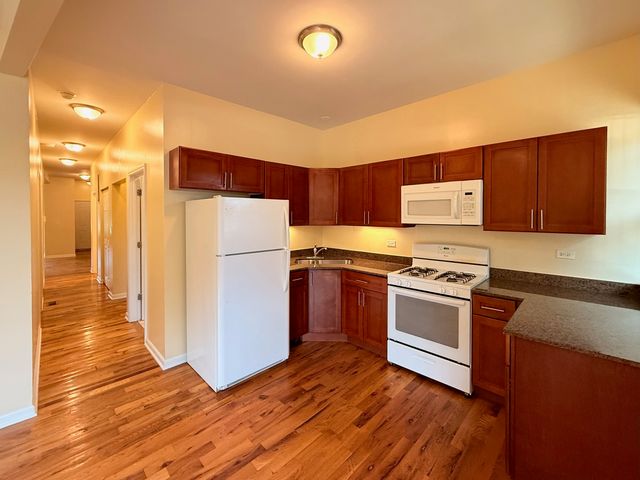 1527 E 66th Place, Chicago, IL 60637