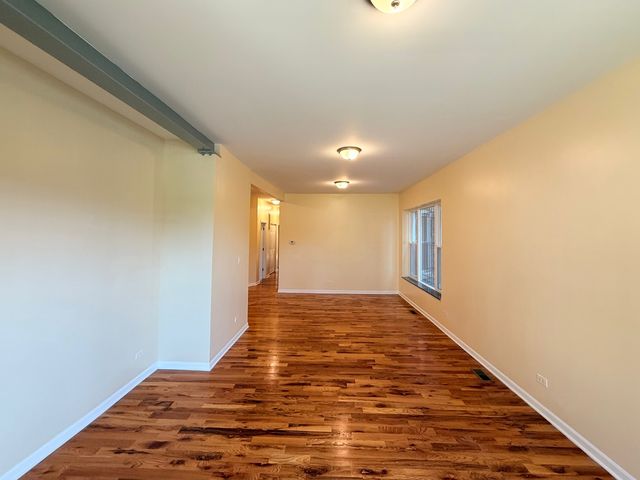 1527 E 66th Place, Chicago, IL 60637