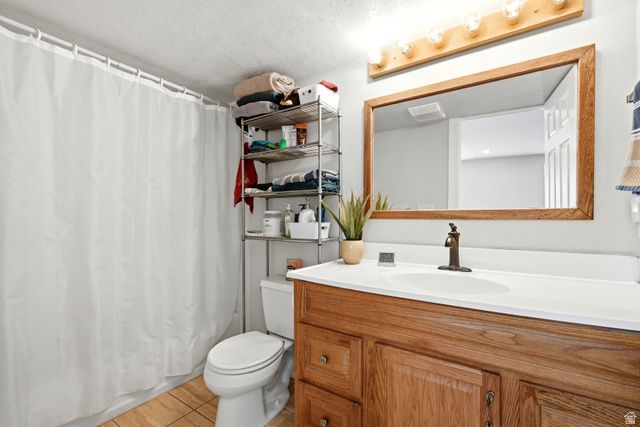 9748 N FERGUSON DR, Cedar Hills, UT 84062