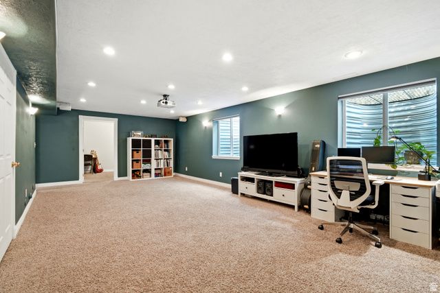 9748 N FERGUSON DR, Cedar Hills, UT 84062
