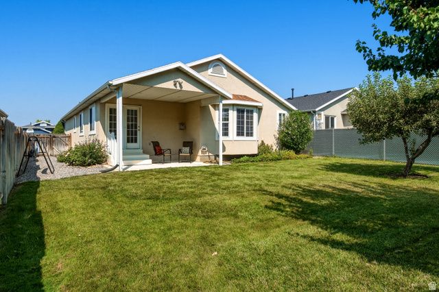 9748 N FERGUSON DR, Cedar Hills, UT 84062