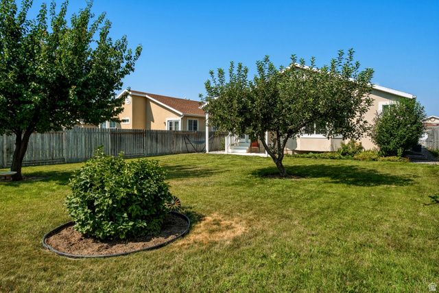 9748 N FERGUSON DR, Cedar Hills, UT 84062