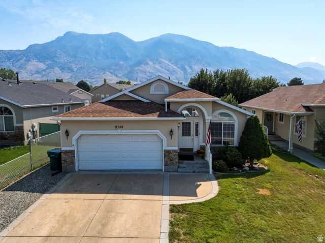 9748 N FERGUSON DR, Cedar Hills, UT 84062