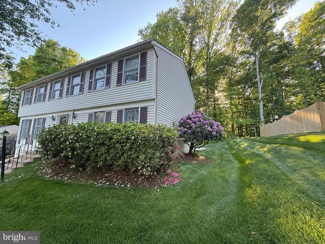 7805 ROUNDABOUT WAY, Springfield, VA 22153