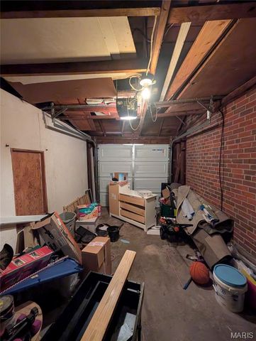 7500 Leadale Drive, St Louis, MO 63121