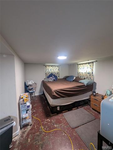 7500 Leadale Drive, St Louis, MO 63121