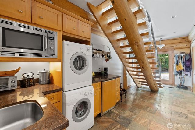 550 Manley Road, Bellingham, WA 98229