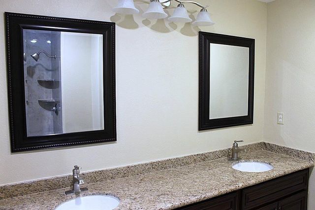 5738 Willowbend Boulevard, Houston, TX 77096