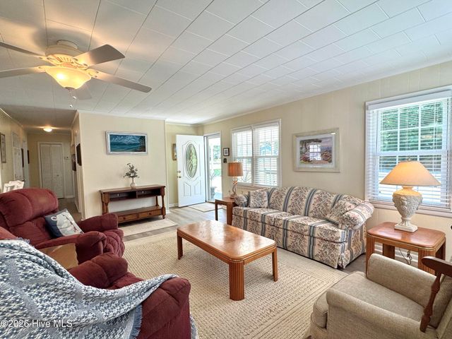 2000 Harbor Drive SW, Ocean Isle Beach, NC 28469