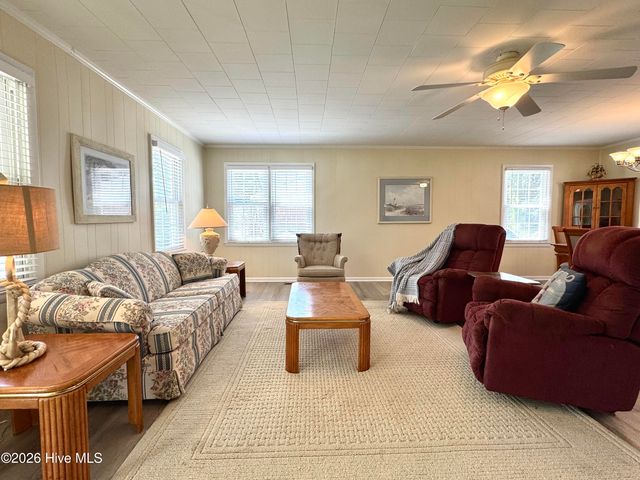 2000 Harbor Drive SW, Ocean Isle Beach, NC 28469