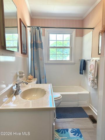 2000 Harbor Drive SW, Ocean Isle Beach, NC 28469