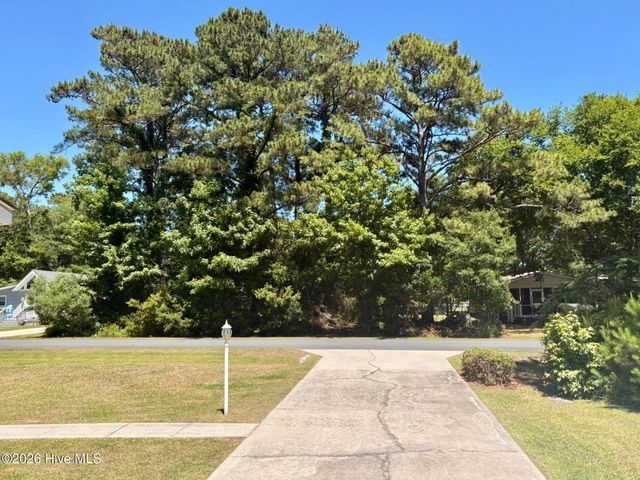 2000 Harbor Drive SW, Ocean Isle Beach, NC 28469
