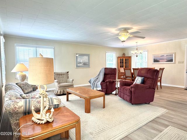 2000 Harbor Drive SW, Ocean Isle Beach, NC 28469