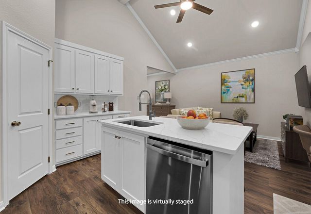 128 Morris Court, Mcgregor, TX 76657