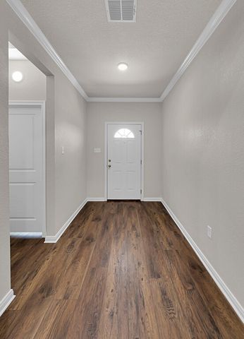 128 Morris Court, Mcgregor, TX 76657