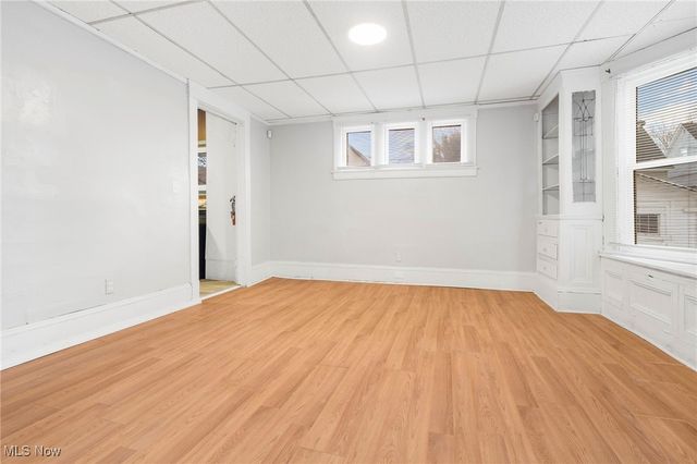 10624 Grantwood Avenue, Cleveland, OH 44108