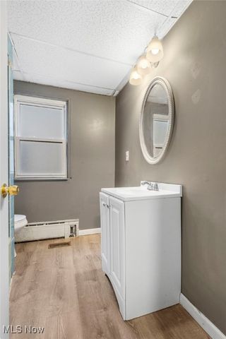 10624 Grantwood Avenue, Cleveland, OH 44108