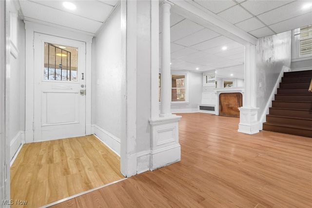 10624 Grantwood Avenue, Cleveland, OH 44108