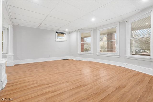 10624 Grantwood Avenue, Cleveland, OH 44108