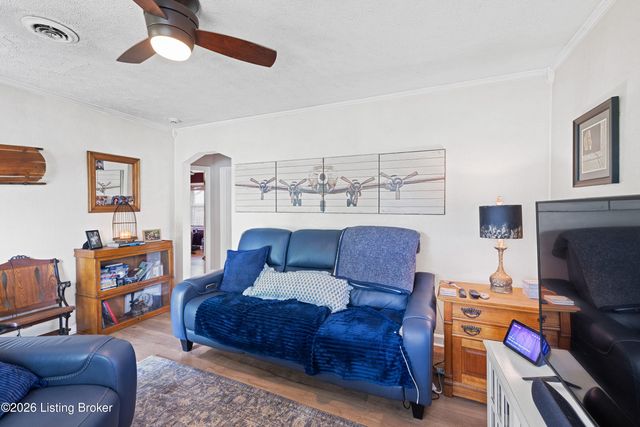 10804 June Dr, Fairdale, KY 40118