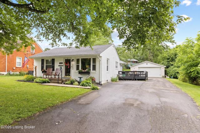 10804 June Dr, Fairdale, KY 40118