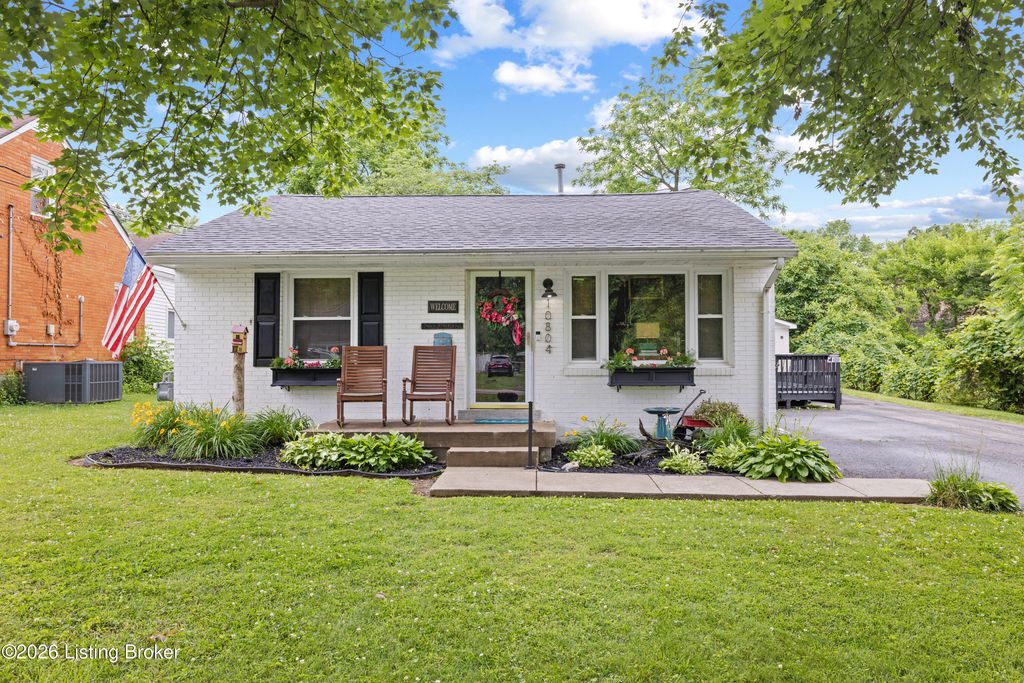 10804 June Dr, Fairdale, KY 40118