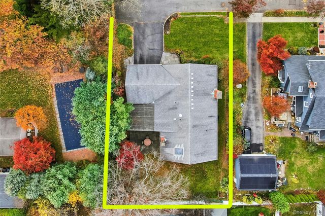 11 Washington Place, Port Washington, NY 11050