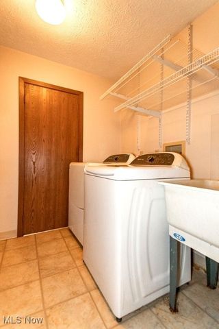 7098 Cross Creek Drive, Concord, OH 44060