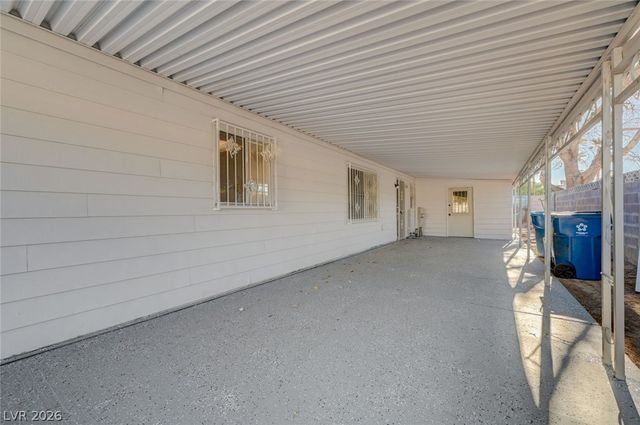 293 Sir William Way, Las Vegas, NV 89110