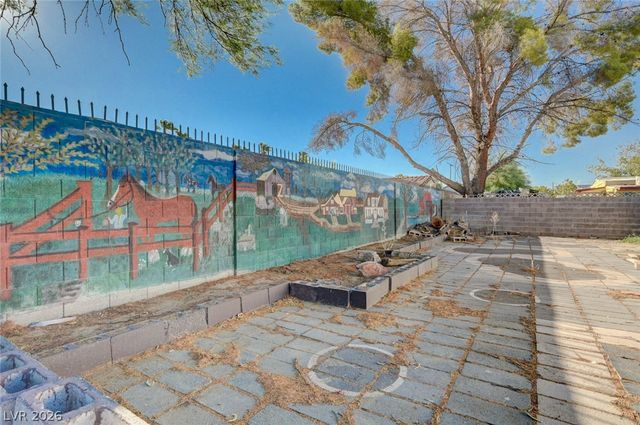 293 Sir William Way, Las Vegas, NV 89110