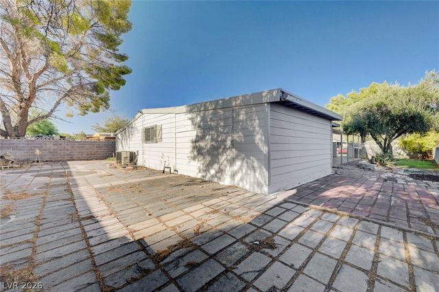 293 Sir William Way, Las Vegas, NV 89110