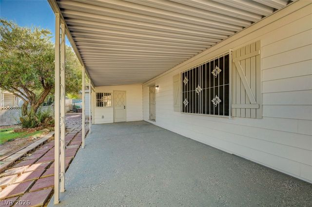 293 Sir William Way, Las Vegas, NV 89110