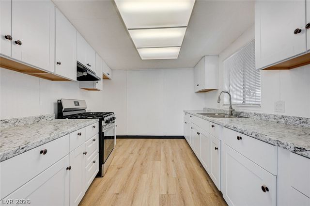 293 Sir William Way, Las Vegas, NV 89110