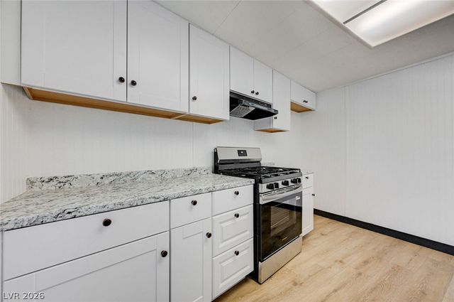 293 Sir William Way, Las Vegas, NV 89110