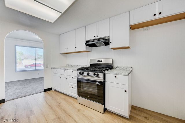 293 Sir William Way, Las Vegas, NV 89110