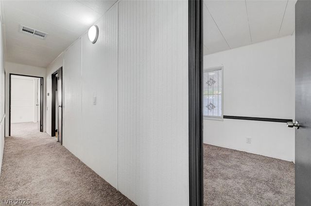 293 Sir William Way, Las Vegas, NV 89110