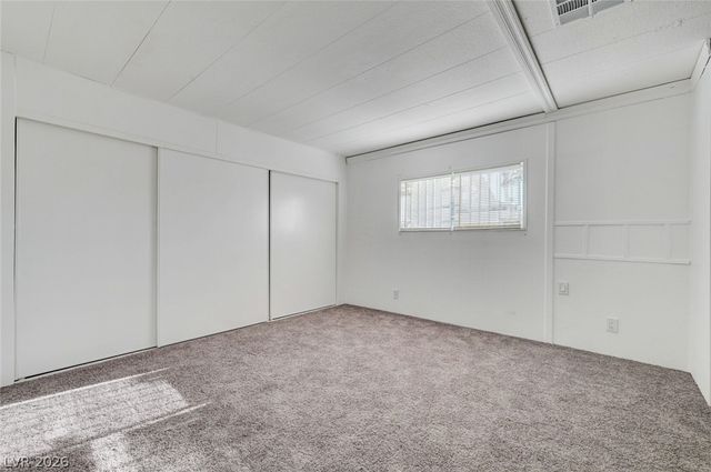 293 Sir William Way, Las Vegas, NV 89110