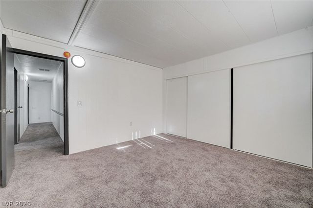 293 Sir William Way, Las Vegas, NV 89110