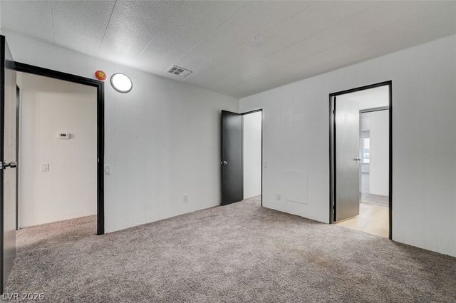 293 Sir William Way, Las Vegas, NV 89110