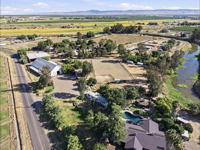 3943 W California Ave, Tracy, CA 95304