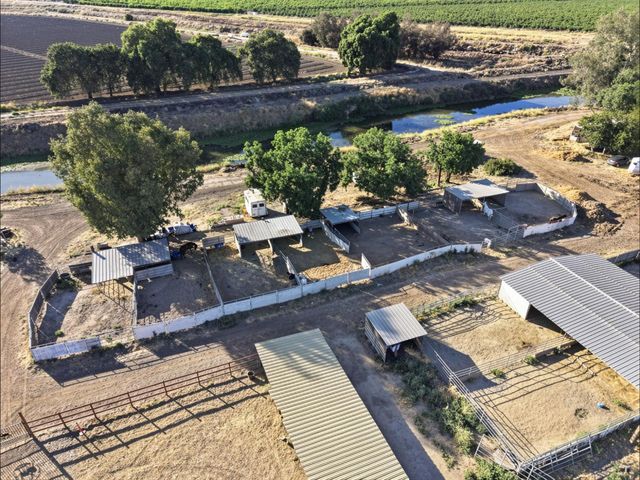 3943 W California Ave, Tracy, CA 95304